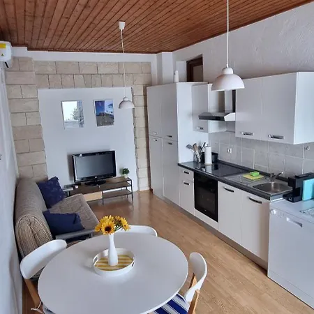 Bilan Apartment Brela